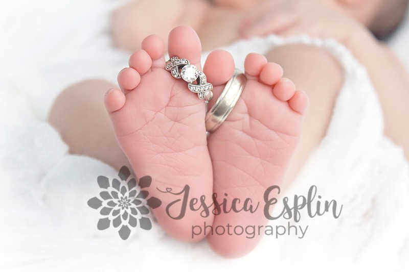 wedding-rings-baby-toes-newborn-jessica-esplin-photo
