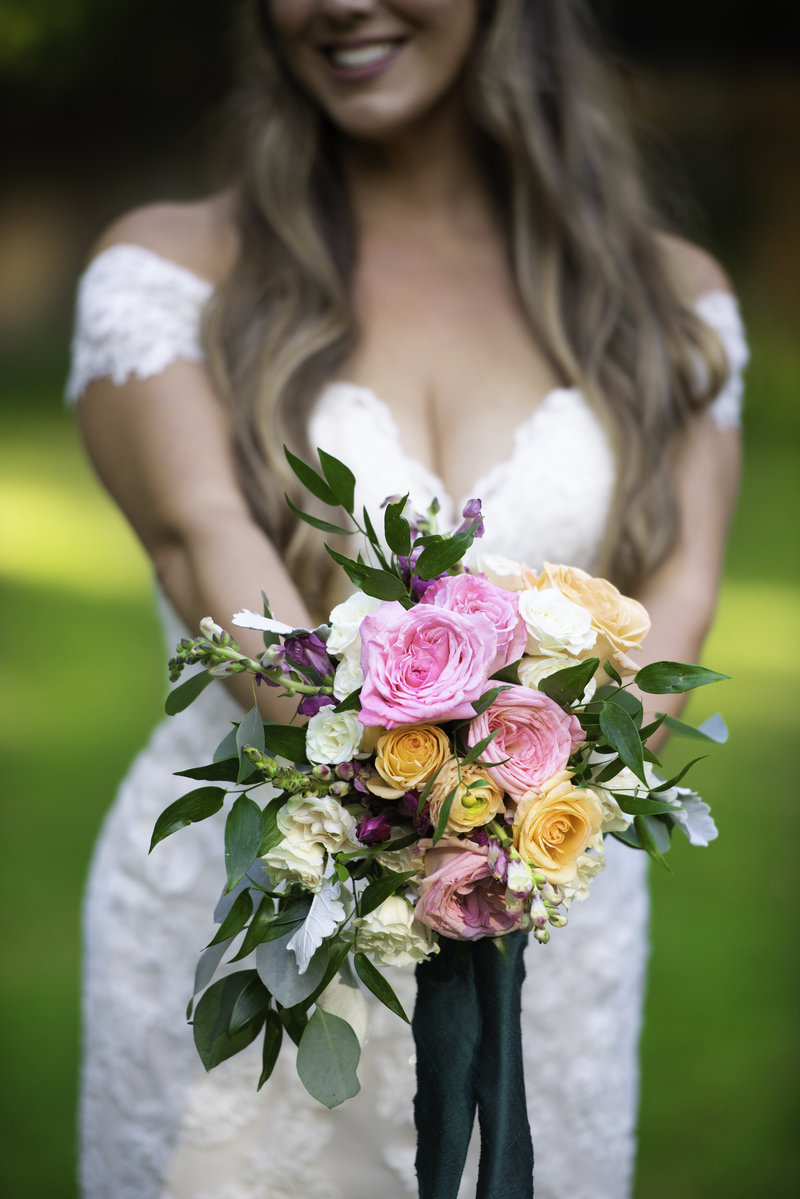 desrae and robert wedding at mountain shadows retreat with ashleyro photography  790